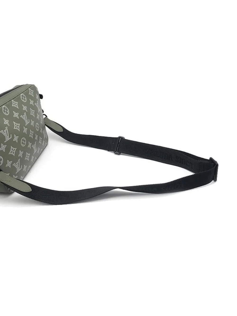 Louis Vuitton Monogram Shadow Trio Messenger Coin Purse Missing